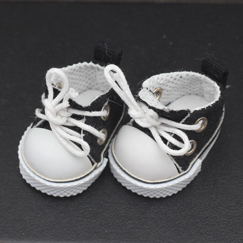 canvas shoes